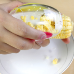 Pelador De Choclo Manual En Acero Inoxidable - Imagen 3