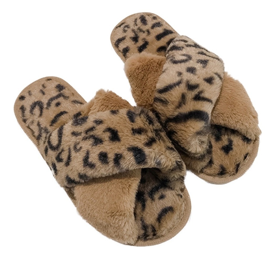 D_620063-MLU50832846608_072022-F.jpg Pantufla Chatita Super Peluda Diseño En X - Varios Talles - Imagen 1