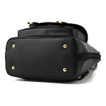 Cartera Mochila Urbana Con Peluche Dama De Cuerina - Imagen 5