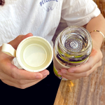 Botella Reutilizable Para Agua Con Filtro Vidrio - 340ml Color Blanco - Imagen 2