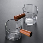 Jarra Medidora Cafe Alcohol Salsas Vidrio Y Madera 70ml - Imagen 3