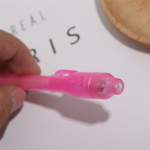 Pack De 12 Marcadores Magicos Uv Tinta Invisible Divertido - Imagen 4