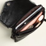 Cartera Bandolera En Cuero Pu Diseño Cocodrilo Y Cadena - Imagen 2